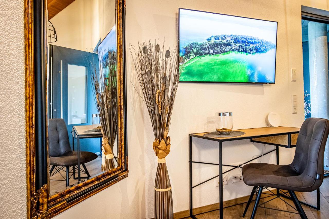 Ferienwohnung Bodenseesuite In Фридрихсхафен Экстерьер фото
